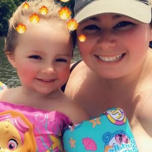 Meet your Posher, Kayla